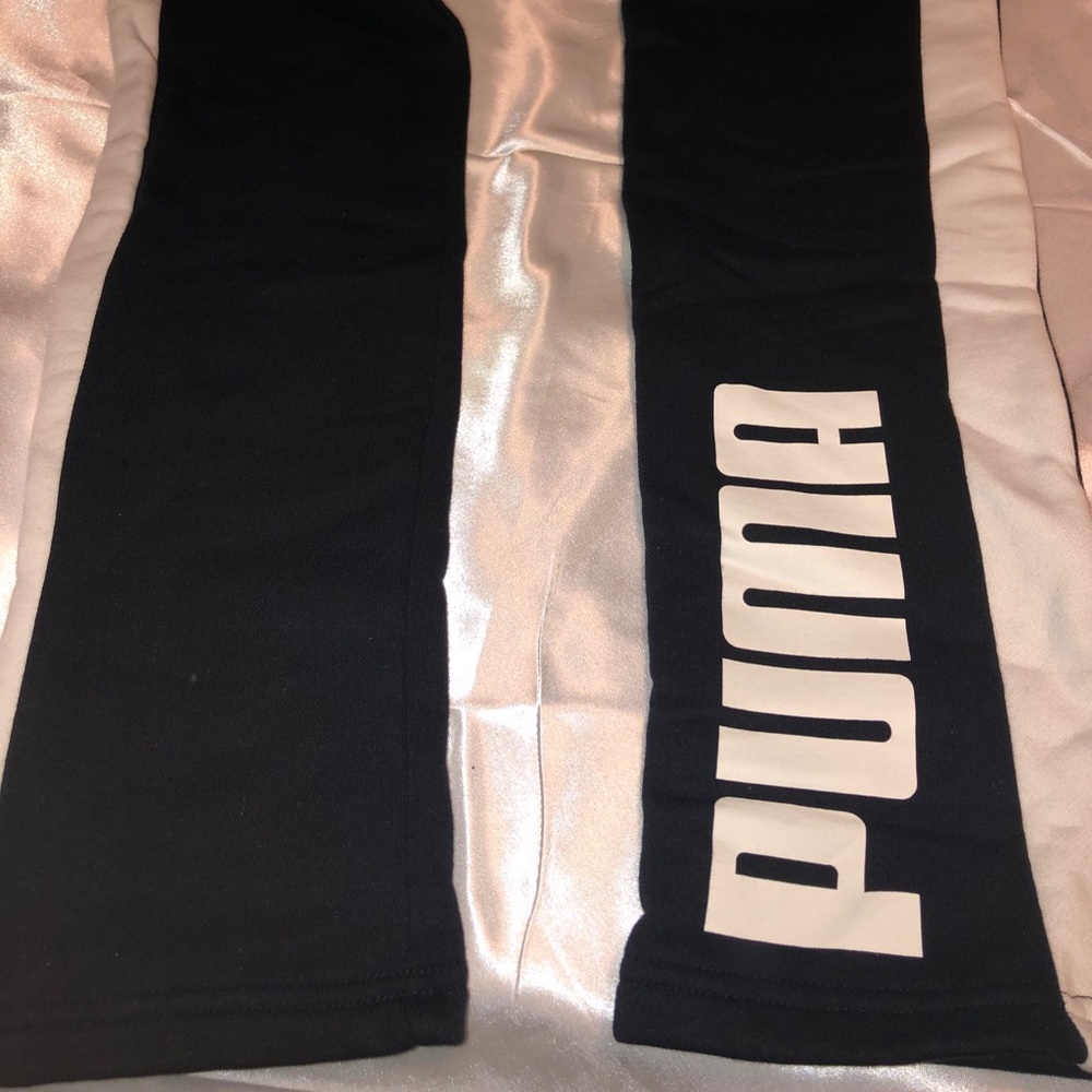 Puma Sweatpants - Picture 3 of 4